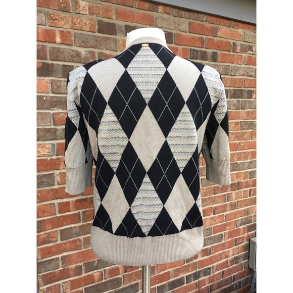 St John argyle short sleeve signature buttons - Picture 3 of 8